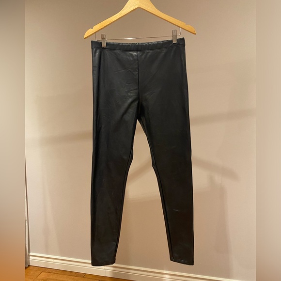 H&M Faux Leather Leggings. Size medium - Picture 2 of 11